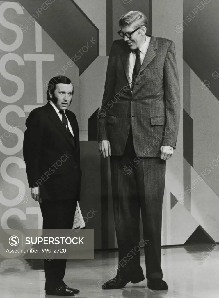 David Frost appearing with Don Koehler (World's Tallest Man) on "David Frost Presents the Guinness Book of World Records", October 1973