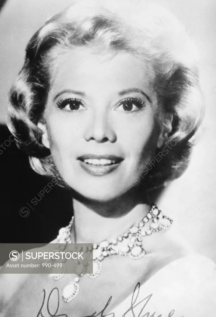 Dinah Shore, Singer and Television Host (1917-1994)